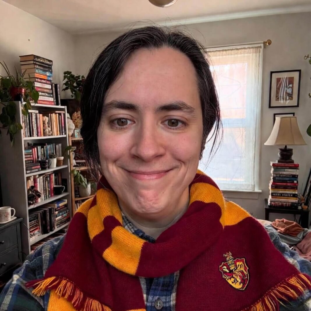 Currently living my best 30-something Potterhead life in my tiny Ohio apartment 🪄✨ Gryffindor thrift-store scarf: $6. Emotional damage from Snape’s “Always”: priceless. Harry Potter movie rewatch officially in progress and I’m already a mess. Who else is doing the full 8-film marathon this weekend